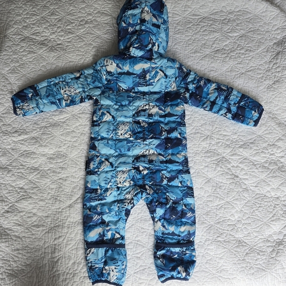 The North Face Baby Infant Thermoball One Piece 6-12 Months - Picture 9 of 14